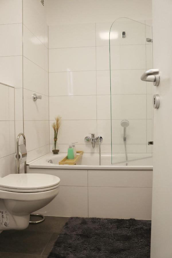 3 Zimmer, 68Qm, Parkplatz, Messe Dus, Logport, Duisport Дуйсбург Екстер'єр фото